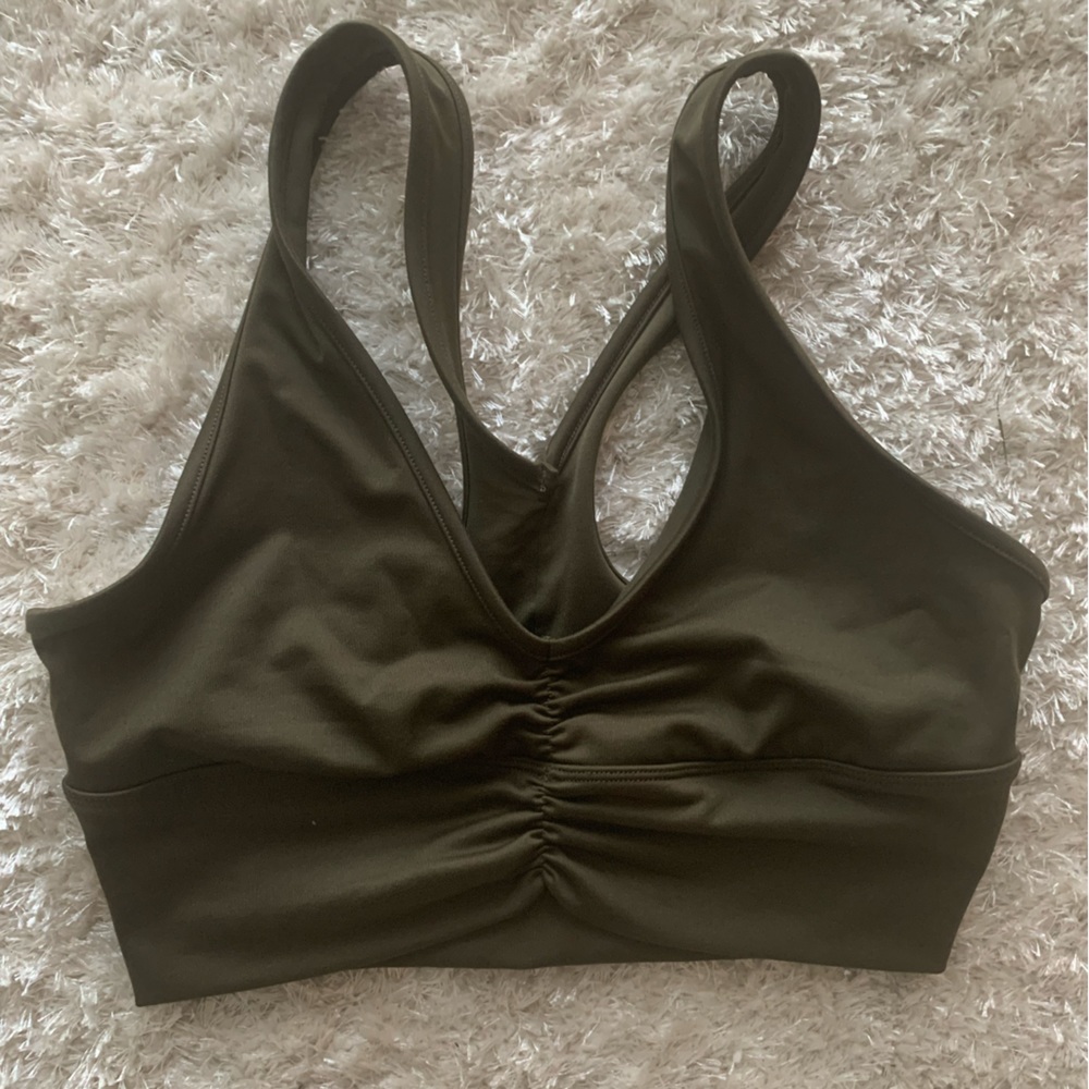 Alo sports bra